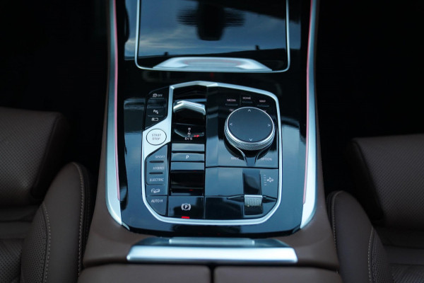 BMW X5 XDrive50e High Executive | AR CAM | 360 cam | Panorama | Harman/Kardon | Luxe Leder | Carbonzwart | Adaptieve Cruise | HuD