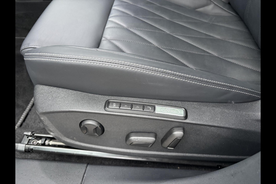 Ford Explorer Premium Extended Range RWD 77 kWh 286pk | Driver Assistance Pack | Panoramadak | 21 inch Licht metalen Velgen