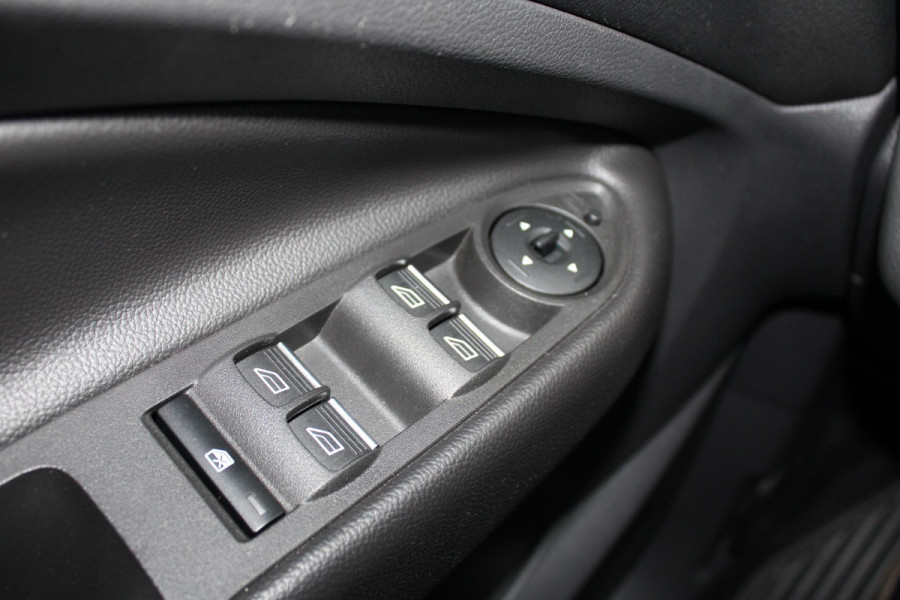 Ford Kuga 1.5 EcoBoost 150 PK Titanium | Trekhaak | Camera | Navigatie | Navigatie | Winterpakket | PDC V+A | Cruise Control