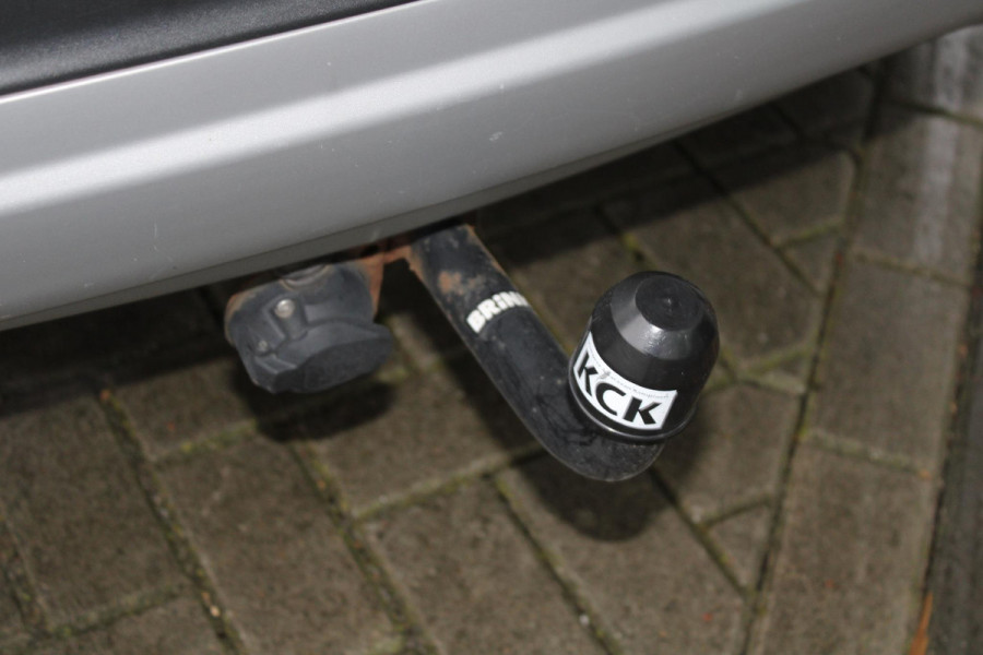 Ford Kuga 1.5 EcoBoost 150 PK Titanium | Trekhaak | Camera | Navigatie | Navigatie | Winterpakket | PDC V+A | Cruise Control