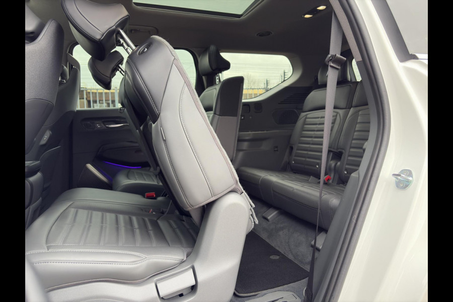 Kia EV9 Plus AWD 99.8 kWh Navigatie | 360-camera | Apple Carplay / Android Auto | Heads-up | Meridian Soundsystem | Stoelverkoeling & Verwarming |