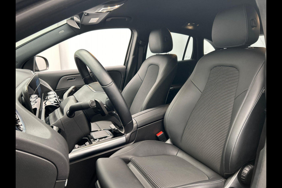 Mercedes-Benz GLA 250e Progressive | PHEV | LED | 360/Camera | Zwarte/Hemel | Apple/Carplay