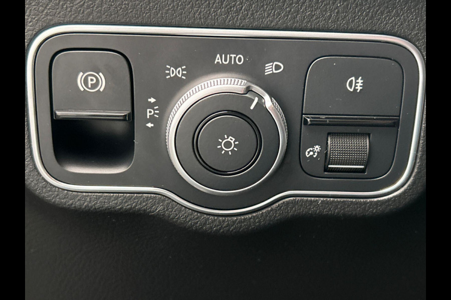 Mercedes-Benz GLA 250e Progressive | PHEV | LED | 360/Camera | Zwarte/Hemel | Apple/Carplay