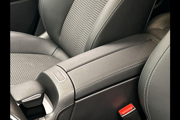 Mercedes-Benz GLA 250e Progressive | PHEV | LED | 360/Camera | Zwarte/Hemel | Apple/Carplay