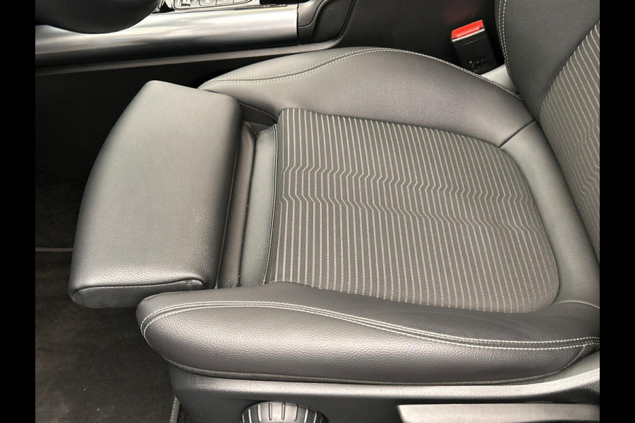 Mercedes-Benz GLA 250e Progressive | PHEV | LED | 360/Camera | Zwarte/Hemel | Apple/Carplay