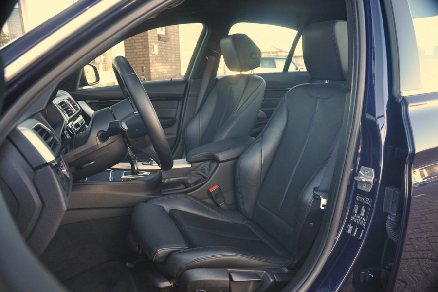 BMW 3-serie 320i M Sport Edition 64.000 km | Tanzanite Blauw | Zeer mooie auto!