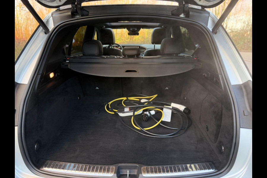 Mercedes-Benz GLE 350 e 4MATIC Premium Plus AMG NIGHT PANORAMA BURMESTER 360 DISTRONIC TREKHAAK