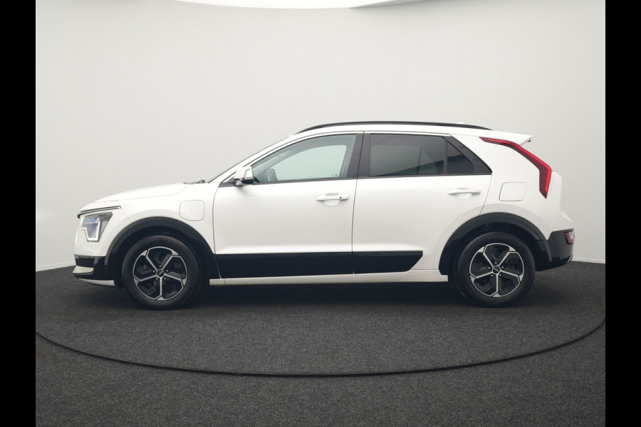 Kia Niro 1.6 GDi Dynamic Plus Line Plug In Hybrid 182pk Dealer O.H PHEV | Adaptive Cruise | Camera | Lederen Sportstoelen Verwarmd | Widescreen Navigatie | Blis | Keyless | Apple Carplay | Lane Assist | Virtual | DAB | 16" L.M |