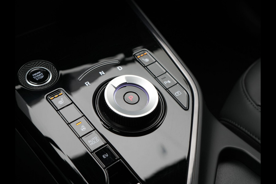 Kia Niro 1.6 GDi Dynamic Plus Line Plug In Hybrid 182pk Dealer O.H PHEV | Adaptive Cruise | Camera | Lederen Sportstoelen Verwarmd | Widescreen Navigatie | Blis | Keyless | Apple Carplay | Lane Assist | Virtual | DAB | 16" L.M |