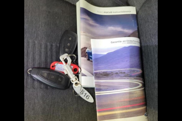 Ford FOCUS Wagon 1.5D 120PK Euro6 Active Business / Trekhaak / Navigatie / Airco / Pdc.V+A / Xenon / B&O Radio multimedia / Technology-Family Pack / Apk 06-2026