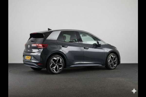 Volkswagen ID.3 First Plus 58 kWh 204 PK | Navigatie | Parkeersensoren | Camera | Led lampen