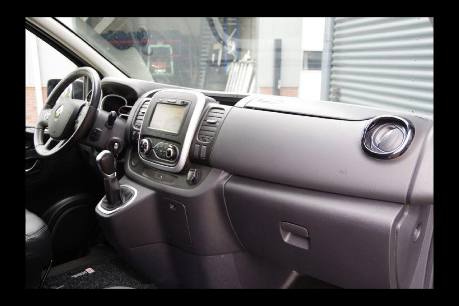 Renault Trafic 2.0 dCi SPORT 170PK AUT. LED, 2X SCHUIFDEUR, TREKHAAK, LEDER, CAMERA, NAVI, CRUISE, CLIMA, PARKEERSENSOREN, APPLE CARPLAY