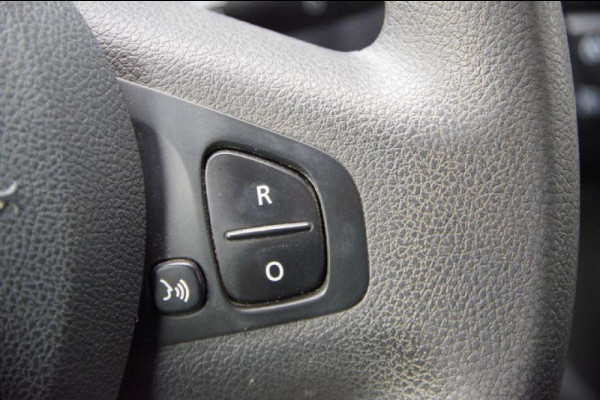 Renault Trafic 2.0 dCi SPORT 170PK AUT. LED, 2X SCHUIFDEUR, TREKHAAK, LEDER, CAMERA, NAVI, CRUISE, CLIMA, PARKEERSENSOREN, APPLE CARPLAY