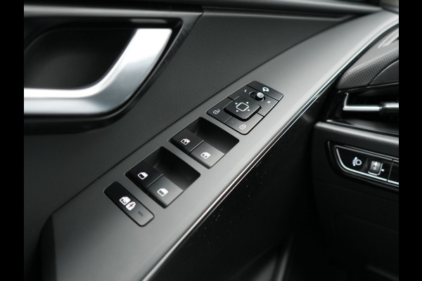 Kia Niro 1.6 GDi Dynamic Plus Line Plug In Hybrid 182pk Dealer O.H PHEV | Adaptive Cruise | Camera | Lederen Sportstoelen Verwarmd | Widescreen Navigatie | Blis | Keyless | Apple Carplay | Lane Assist | Virtual | DAB | 16" L.M |