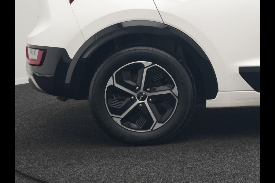 Kia Niro 1.6 GDi Dynamic Plus Line Plug In Hybrid 182pk Dealer O.H PHEV | Adaptive Cruise | Camera | Lederen Sportstoelen Verwarmd | Widescreen Navigatie | Blis | Keyless | Apple Carplay | Lane Assist | Virtual | DAB | 16" L.M |