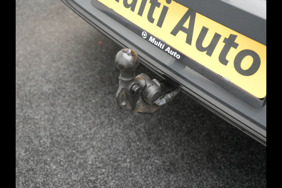 Volkswagen Golf 1.4 eHybrid GTE Plug In Hybrid 245pk Dealer O.H PHEV | Trekhaak Af Fabriek | Panodak | Adaptive Cruise | IQ Light | Camera | Sportstoelen & Stuur Verwarmd | Keyless | Blis | Navigatie | Virtual | DAB |