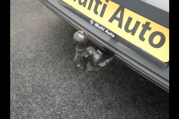 Volkswagen Golf 1.4 eHybrid GTE Plug In Hybrid 245pk Dealer O.H PHEV | Trekhaak Af Fabriek | Panodak | Adaptive Cruise | IQ Light | Camera | Sportstoelen & Stuur Verwarmd | Keyless | Blis | Navigatie | Virtual | DAB |