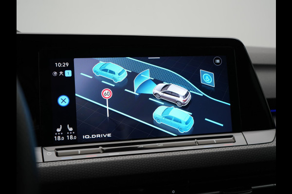 Volkswagen Golf 1.4 eHybrid GTE Plug In Hybrid 245pk Dealer O.H PHEV | Trekhaak Af Fabriek | Panodak | Adaptive Cruise | IQ Light | Camera | Sportstoelen & Stuur Verwarmd | Keyless | Blis | Navigatie | Virtual | DAB |