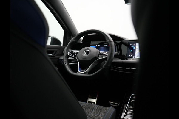 Volkswagen Golf 1.4 eHybrid GTE Plug In Hybrid 245pk Dealer O.H PHEV | Trekhaak Af Fabriek | Panodak | Adaptive Cruise | IQ Light | Camera | Sportstoelen & Stuur Verwarmd | Keyless | Blis | Navigatie | Virtual | DAB |