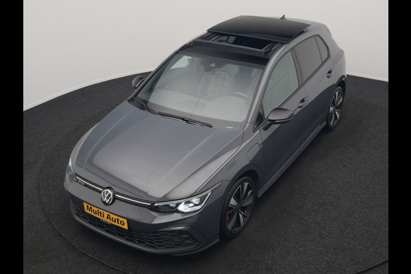 Volkswagen Golf 1.4 eHybrid GTE Plug In Hybrid 245pk Dealer O.H PHEV | Trekhaak Af Fabriek | Panodak | Adaptive Cruise | IQ Light | Camera | Sportstoelen & Stuur Verwarmd | Keyless | Blis | Navigatie | Virtual | DAB |