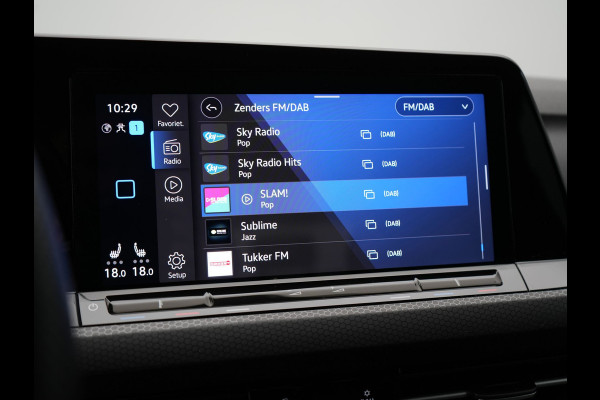 Volkswagen Golf 1.4 eHybrid GTE Plug In Hybrid 245pk Dealer O.H PHEV | Trekhaak Af Fabriek | Panodak | Adaptive Cruise | IQ Light | Camera | Sportstoelen & Stuur Verwarmd | Keyless | Blis | Navigatie | Virtual | DAB |