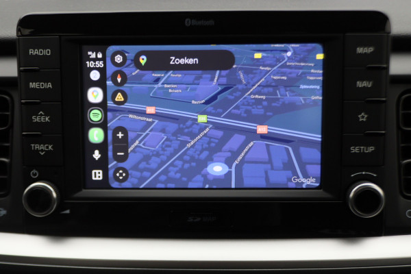 Kia Stonic 1.0 T-GDi DynamicLine Camera, Apple Carplay, Navigatie, Cruise, PDC, 17"