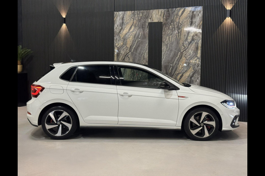Volkswagen Polo 2.0 TSI GTI|IQ Lights|BLIND SPOT|ACC|SFEERVERLICHTING|BOMVOL