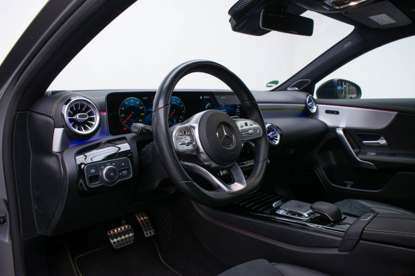 Mercedes-Benz A-Klasse 250 |Edition|Pano|Burmester|Dodehoek