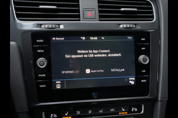 Volkswagen e-Golf E-DITION | Navigatie | Climate Control | ACC | Stoelverwarming| SOH 89%