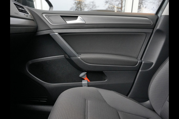 Volkswagen e-Golf E-DITION | Navigatie | Climate Control | ACC | Stoelverwarming| SOH 89%