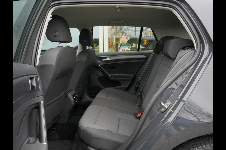 Volkswagen e-Golf E-DITION | Navigatie | Climate Control | ACC | Stoelverwarming| SOH 89%