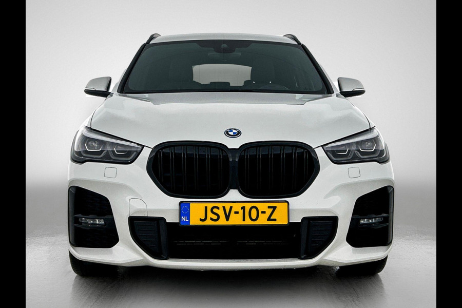 BMW X1 xDrive25e Exe PLUG-In M Sport Shadow TREKHAAK | 1/2 LEER | EL. ACHTERKLEP | 18"LM
