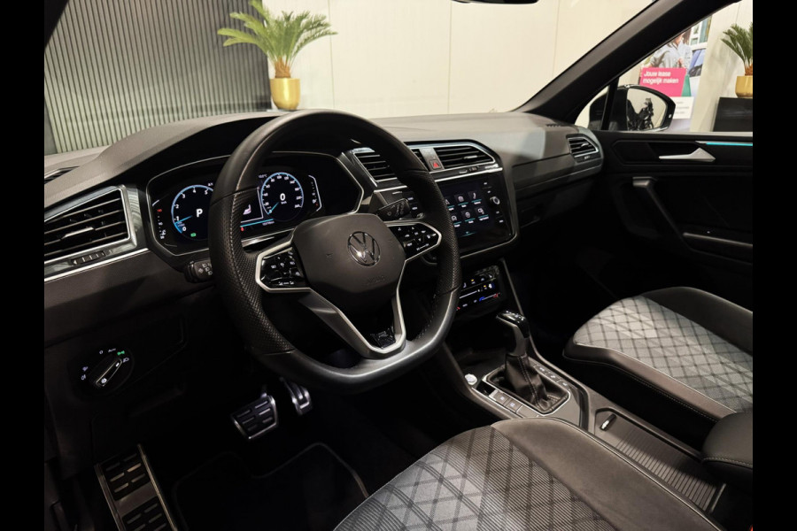 Volkswagen Tiguan 1.5 TSI 3x R-line|PANO|360 CAM|IQ|KEYLESS|SFEER|BOMVOL!