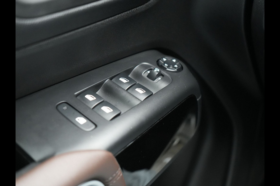 Citroën C5 Aircross 1.6 Shine Plug In Hybrid 225pk Dealer O.H PHEV | Panodak | Adaptive Cruise | 360 Camera | Lederen Comfortstoelen Massage & Memory | Keyless | Blis | Apple Carplay | Virtual | Navigatie | DAB | 19"L.M |