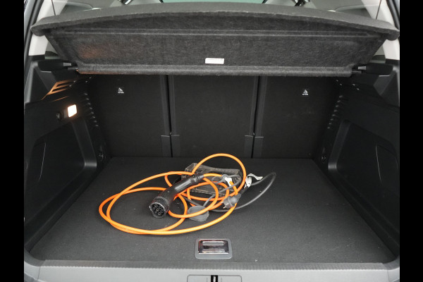 Citroën C5 Aircross 1.6 Shine Plug In Hybrid 225pk Dealer O.H PHEV | Panodak | Adaptive Cruise | 360 Camera | Lederen Comfortstoelen Massage & Memory | Keyless | Blis | Apple Carplay | Virtual | Navigatie | DAB | 19"L.M |