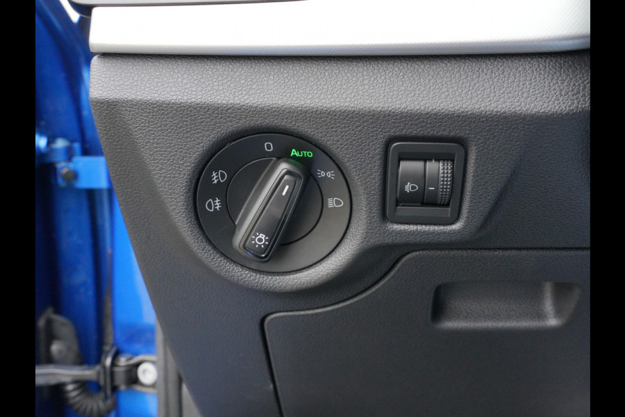 Škoda SCALA 1.0 TSI Active | Keyless Start | 18 Inch | Rijstrookdetectie