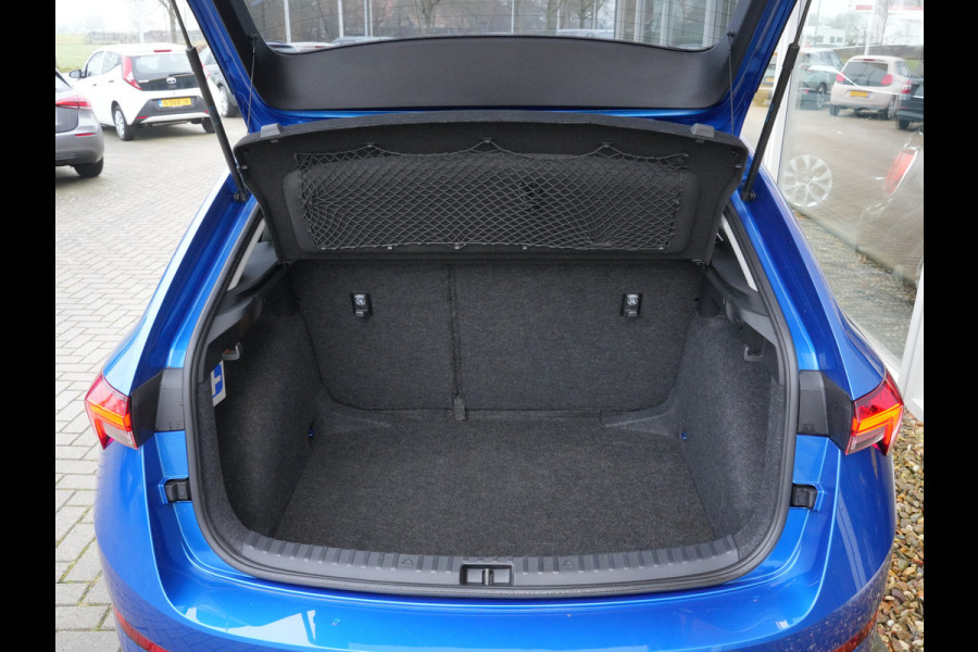 Škoda SCALA 1.0 TSI Active | Keyless Start | 18 Inch | Rijstrookdetectie