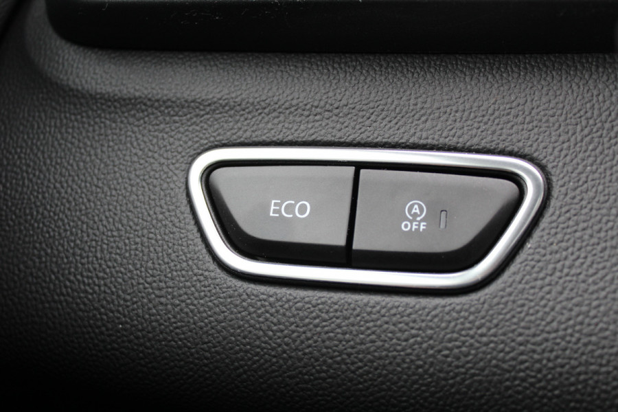 Renault Kadjar 1.3 TCe 160PK Black Edition | Trekhaak | Panoramadak | BLIS | Bose | Alcantara