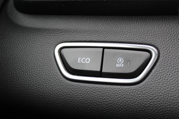 Renault Kadjar 1.3 TCe 160PK Black Edition | Trekhaak | Panoramadak | BLIS | Bose | Alcantara