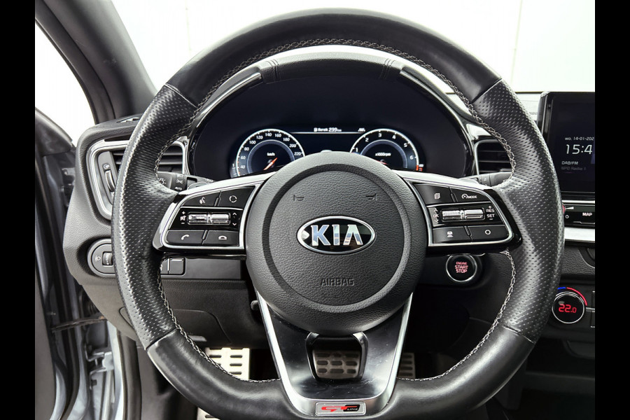 Kia ProCeed 1.5 T-GDI GT-Line (PANORAMADAK, STOEL-/STUURVERWARMING, NAVIGATIE, CAMERA)