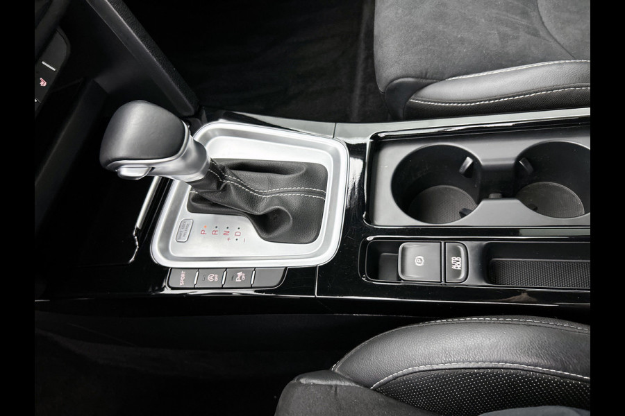 Kia ProCeed 1.5 T-GDI GT-Line (PANORAMADAK, STOEL-/STUURVERWARMING, NAVIGATIE, CAMERA)