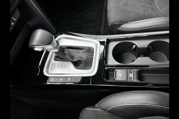 Kia ProCeed 1.5 T-GDI GT-Line (PANORAMADAK, STOEL-/STUURVERWARMING, NAVIGATIE, CAMERA)