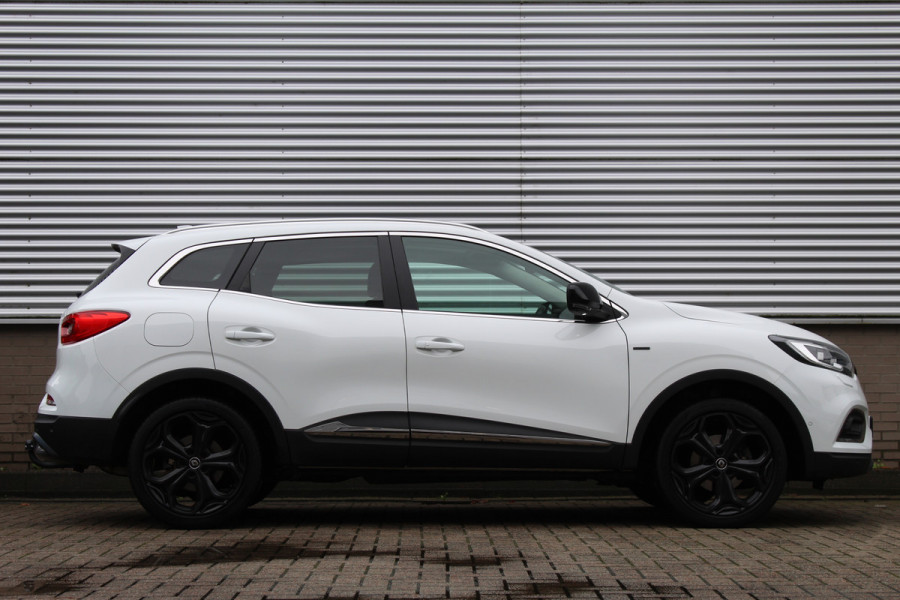 Renault Kadjar 1.3 TCe 160PK Black Edition | Trekhaak | Panoramadak | BLIS | Bose | Alcantara