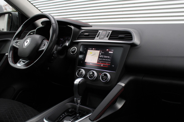 Renault Kadjar 1.3 TCe 160PK Black Edition | Trekhaak | Panoramadak | BLIS | Bose | Alcantara