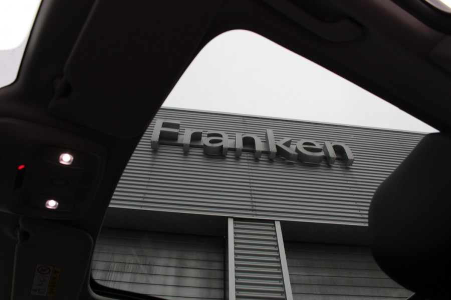 Renault Kadjar 1.3 TCe 160PK Black Edition | Trekhaak | Panoramadak | BLIS | Bose | Alcantara