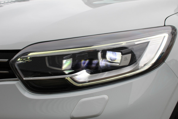 Renault Kadjar 1.3 TCe 160PK Black Edition | Trekhaak | Panoramadak | BLIS | Bose | Alcantara