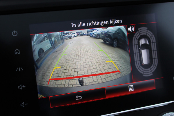 Renault Kadjar 1.3 TCe 160PK Black Edition | Trekhaak | Panoramadak | BLIS | Bose | Alcantara