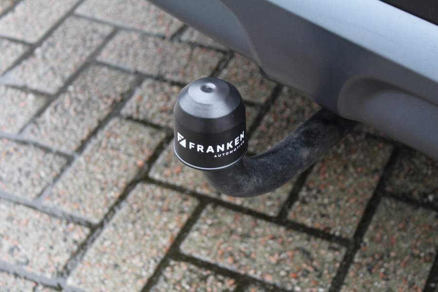 Renault Kadjar 1.3 TCe 160PK Black Edition | Trekhaak | Panoramadak | BLIS | Bose | Alcantara