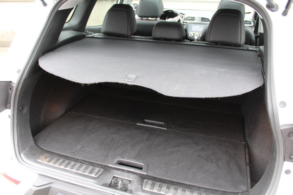 Renault Kadjar 1.3 TCe 160PK Black Edition | Trekhaak | Panoramadak | BLIS | Bose | Alcantara