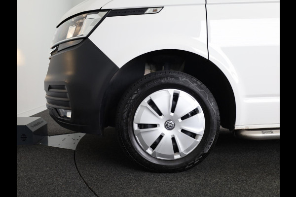 Volkswagen Transporter 2.0 TDI L2H1 28 Comfortline 110 pk | Verlengde garantie | Navigatie via App | Parkeersensoren achter | Cruise control |